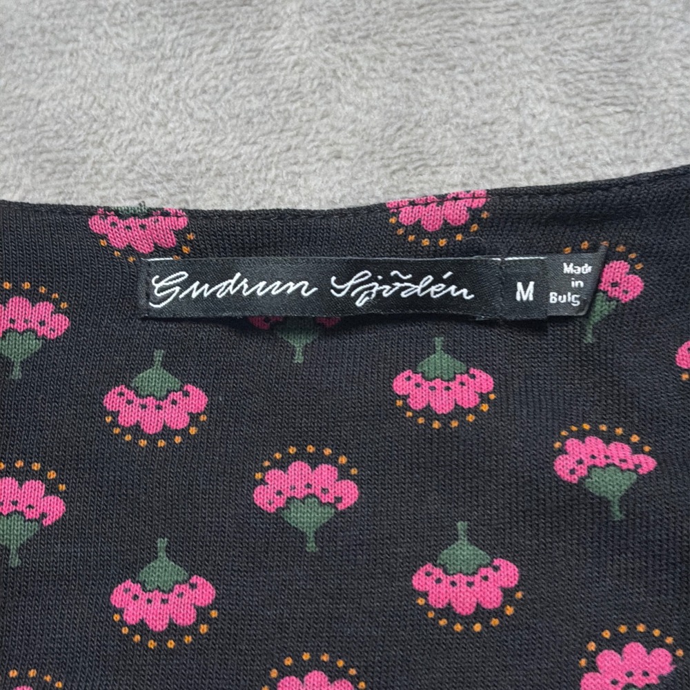 Gudrun Sjöden Black Tunic with Pink Floral Dots - Picture 5 of 6